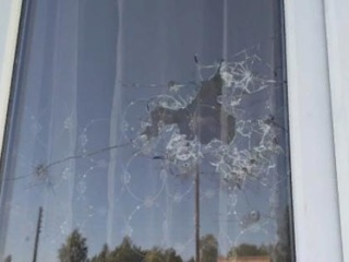 Пьяный житель Тверской области стрелял по окнам жилого дома из пневматики