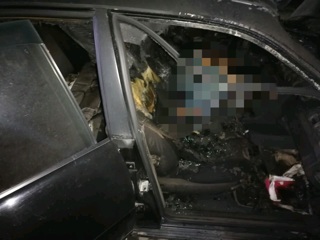 В Шиханах внутри сгоревшей "Ауди" нашли тело водителя