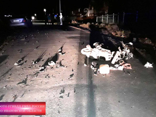 Два человека пострадали при столкновении скутера и легковушки в Ивановской области