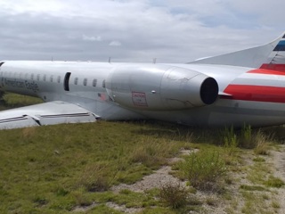 На Багамах произошло ЧП с самолетом компании American Eagle