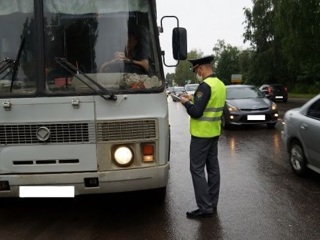 В Костроме арестовали два ивановских автобуса с пассажирами