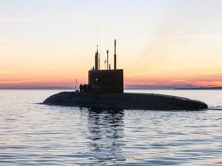 Две подлодки Черноморского флота отработали глубоководное погружение на грунт