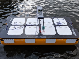 Беспилотные водные роботы перевезли первых пассажиров