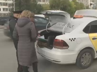 Свердловский министр транспорта встретился с таксистами