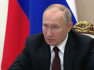 Путин напомнил, что мирное сосуществование религий сделало Россию успешной