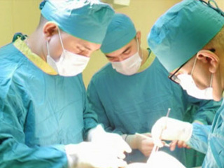 Кузбасские хирурги спасли малыша без пищевода