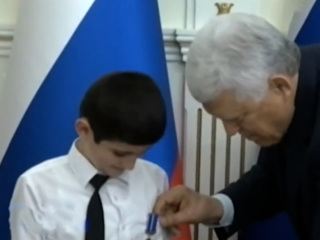 В Дагестане наградили детей-героев