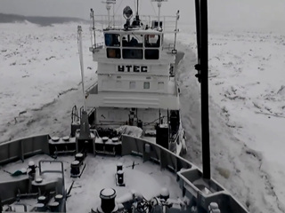 На Таймыре завершилась операция по спасению судов из ледового плена