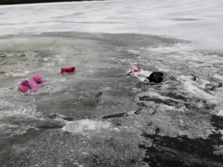 Три дня поисков: в Югре не могут найти ушедшую под лед пятимесячную девочку