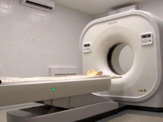 В Новгородской ОКБ ввели в эксплуатацию новый компьютерный томограф