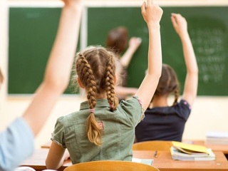 Школы Иркутска возвращаются к очному режиму обучения
