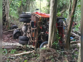 В Никарагуа грузовик с пассажирами в кузове сорвался в пропасть