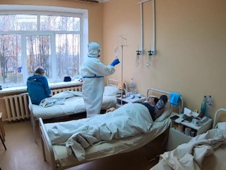 Число жертв коронавируса в Москве выросло на 73