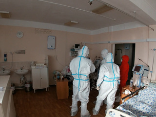 Госпиталь ветеранов в Иркутске получил новые аппараты ИВЛ