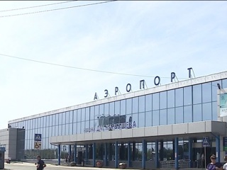 В Омске из-за авиадебошира задержали самолет в Москву