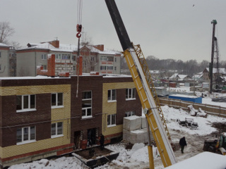 Власти Костромы потребовали быстрее строить дома для сирот