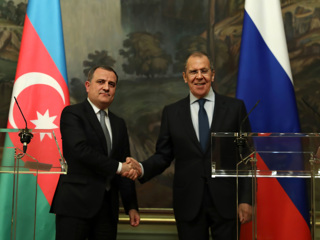 Главы МИД России и Азербайджана встретятся в Москве