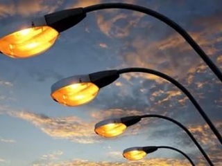 На улицах Омска появятся "умные" фонари