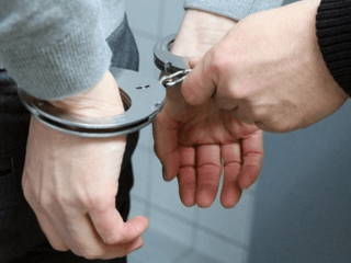 Укусил полицейского: жителя Тамбовской области осудили на 4 года условно