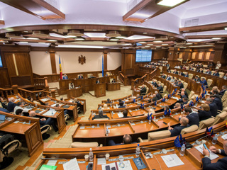 Неприкасаемых не будет: новый спикер парламента Молдавии пообещал 