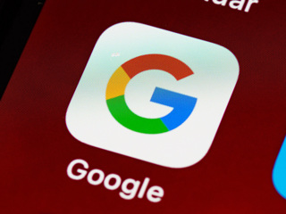 Исследование: Android отправляет Google в 20 раз больше данных, чем iOS Apple
