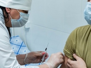 Прививку от коронавируса сделают 400 воронежским военным