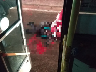 Кондуктора троллейбуса зарезали на остановке в Стерлитамаке