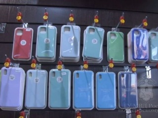 В Перми изъято 1630 контрафактных аксессуаров для смартфонов