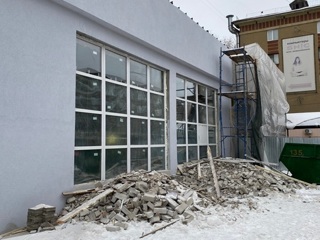 Воронежцев возмутили пластиковые окна и штукатурка-шуба на обновленном Доме архитектора