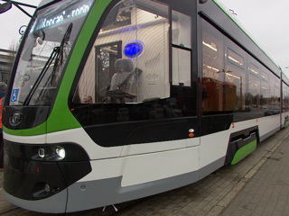 В Калининграде продемонстрировали трамвай 
