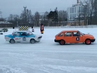В Перми состоялся финал автогонок на льду