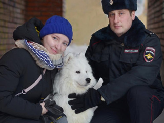 В Томске полицейский помог хозяевам вернуть домой пса Тедди