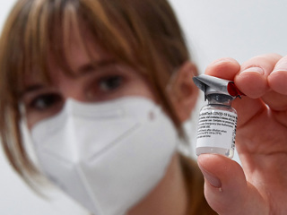 В Норвегии после вакцинации от COVID-19 умерли 23 человека