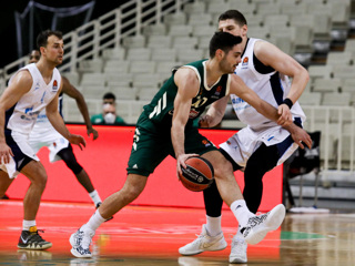 "Зенит" впервые вышел в плей-офф баскетбольной Евролиги