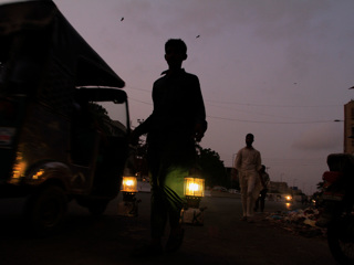 Пакистан остался без электроэнергии