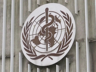 ВОЗ призывает временно запретить ревакцинацию