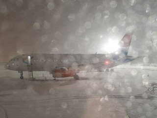 Снегопад приостановил работу краснодарского аэропорта