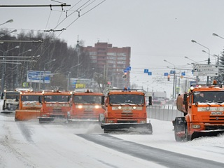 Ярославль обещают расчистить от снега за три дня