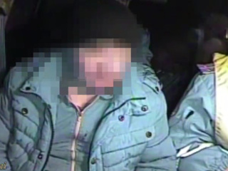 Притворился пассажиром: полицейские помогли пьяному водителю и задержали его