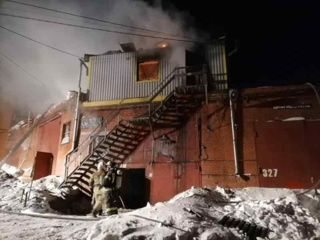 В Новосибирске в сгоревшем гараже работала нелегальная гостиница