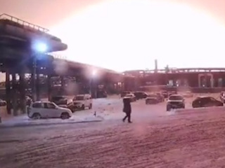 Вспышка до неба: появилось видео начала пожара в уфимской промзоне