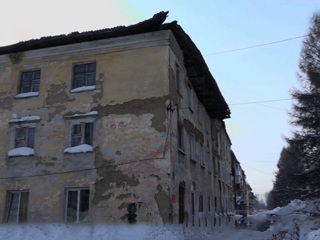 В Новокузнецке жильцы двух многоквартирных домов остались без крыши над головой