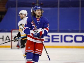 Панарин признан первой звездой игрового дня в НХЛ