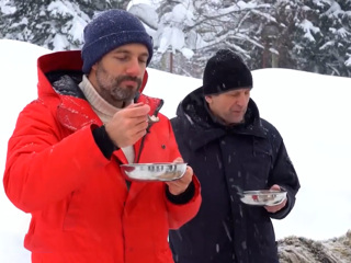 Приключения итальянца в Кузбассе. Блогер отведал мороженое из снега