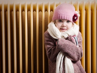 Урмарских дошколят закаляют холодом: в спальнях +15