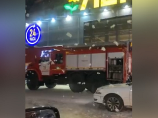 200 человек эвакуировали из торгового центра в Новосибирске