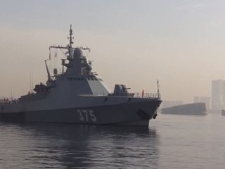 Российские боевые корабли пришли в Пакистан. Видео