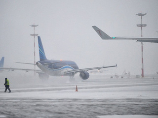 Рейс Владивосток – Южно-Сахалинск развернули из-за сильного ветра