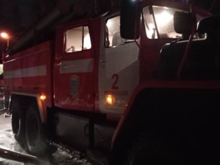 В Архангельске при пожаре в деревянном жилом доме погибла женщина