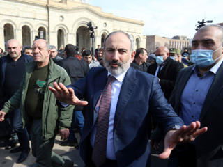 Кризис в Армении: оппозиция не намерена уступать Пашиняну
